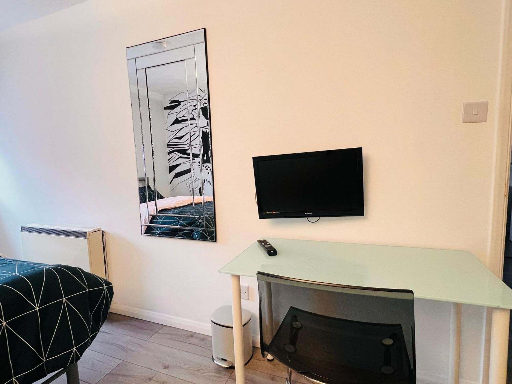 Charming 3-bedroom, Bow, Appartement