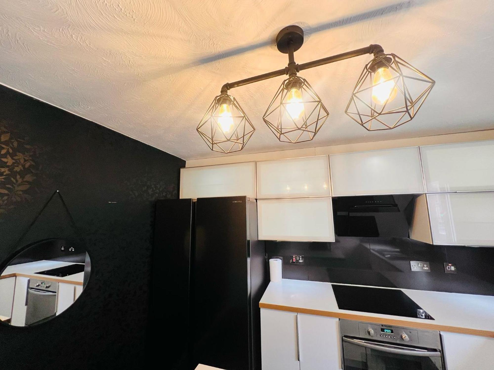 Charming 3-bedroom, Bow, Appartement