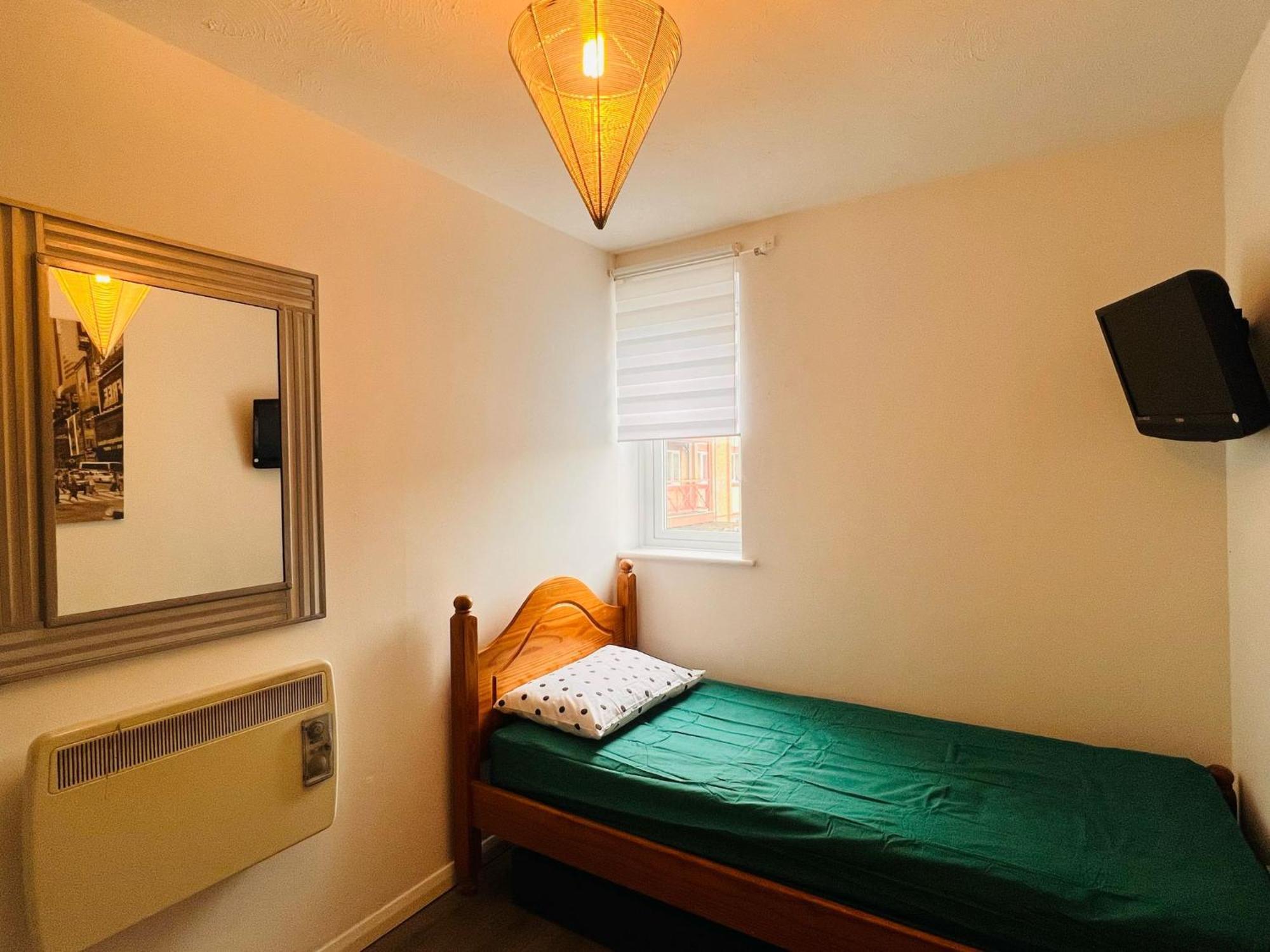 Charming 3-bedroom, Bow, Appartement Londres