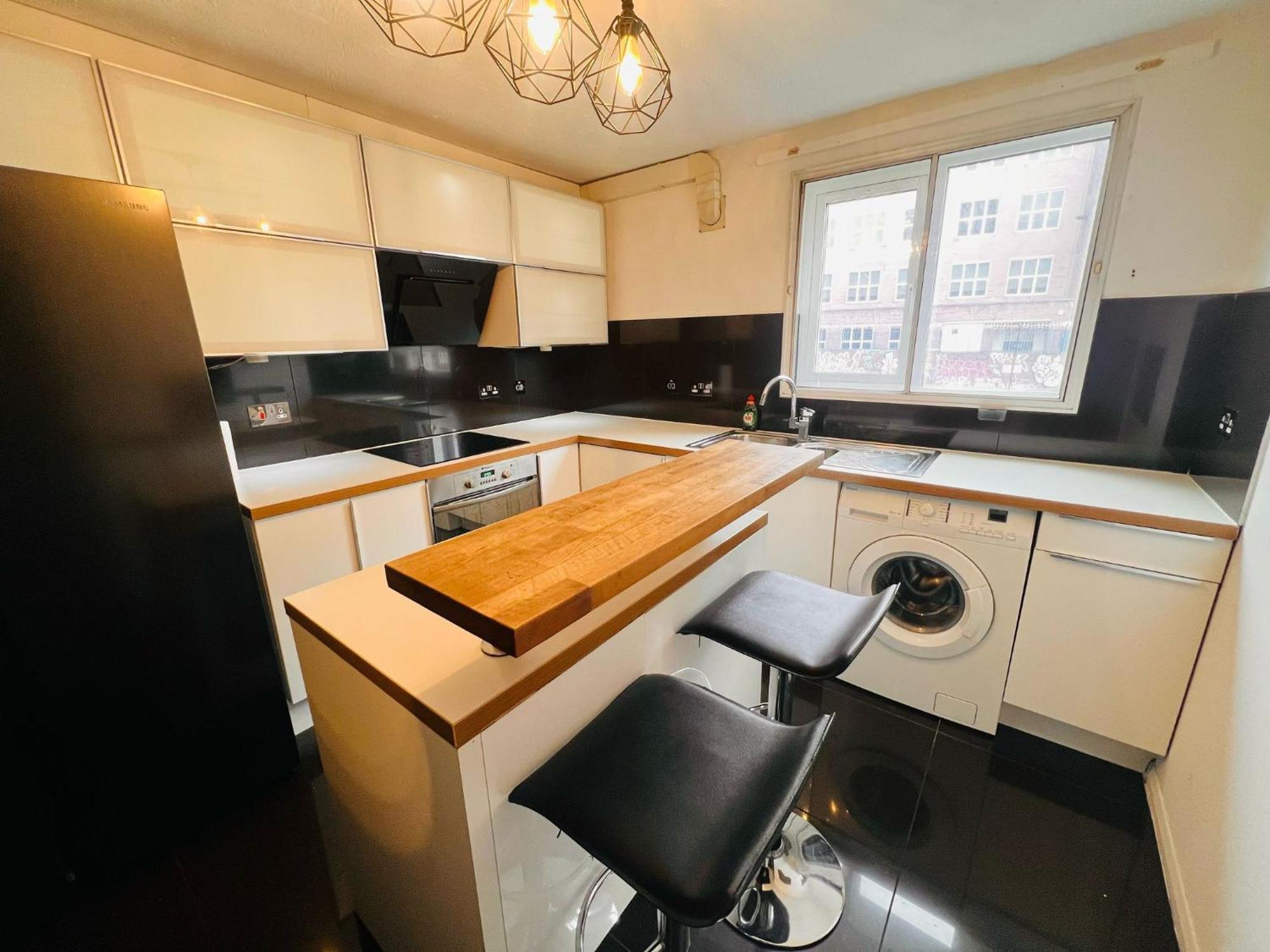 Charming 3-bedroom, Bow, * Londres